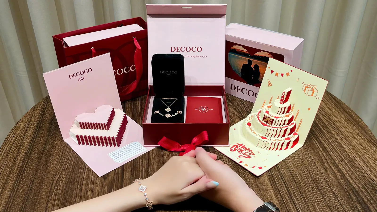 DECOCO Hero